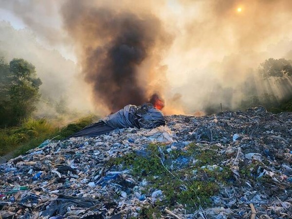 화재가 발생한 의성군 오로리 쓰레기 매립장